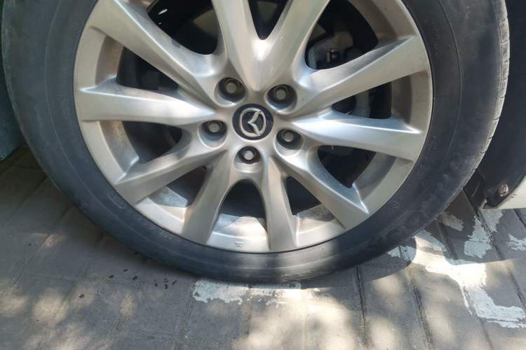 Used Mazda Atenza 2015 2.0L Blue Sky Luxury Edition Right Front Wheel Hub