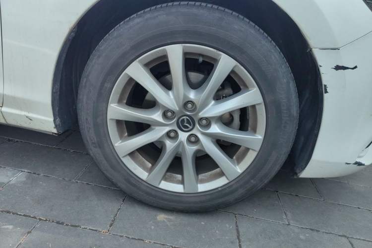 Used Mazda Atenza 2015 2.0L Blue Sky Luxury Edition Right Front Wheel Hub