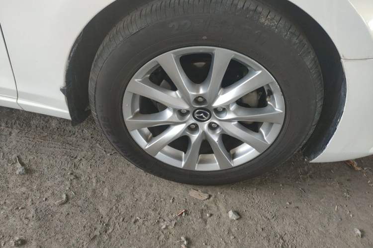 Used Mazda Atenza 2015 2.0L Blue Sky Luxury Edition Right Front Wheel Hub