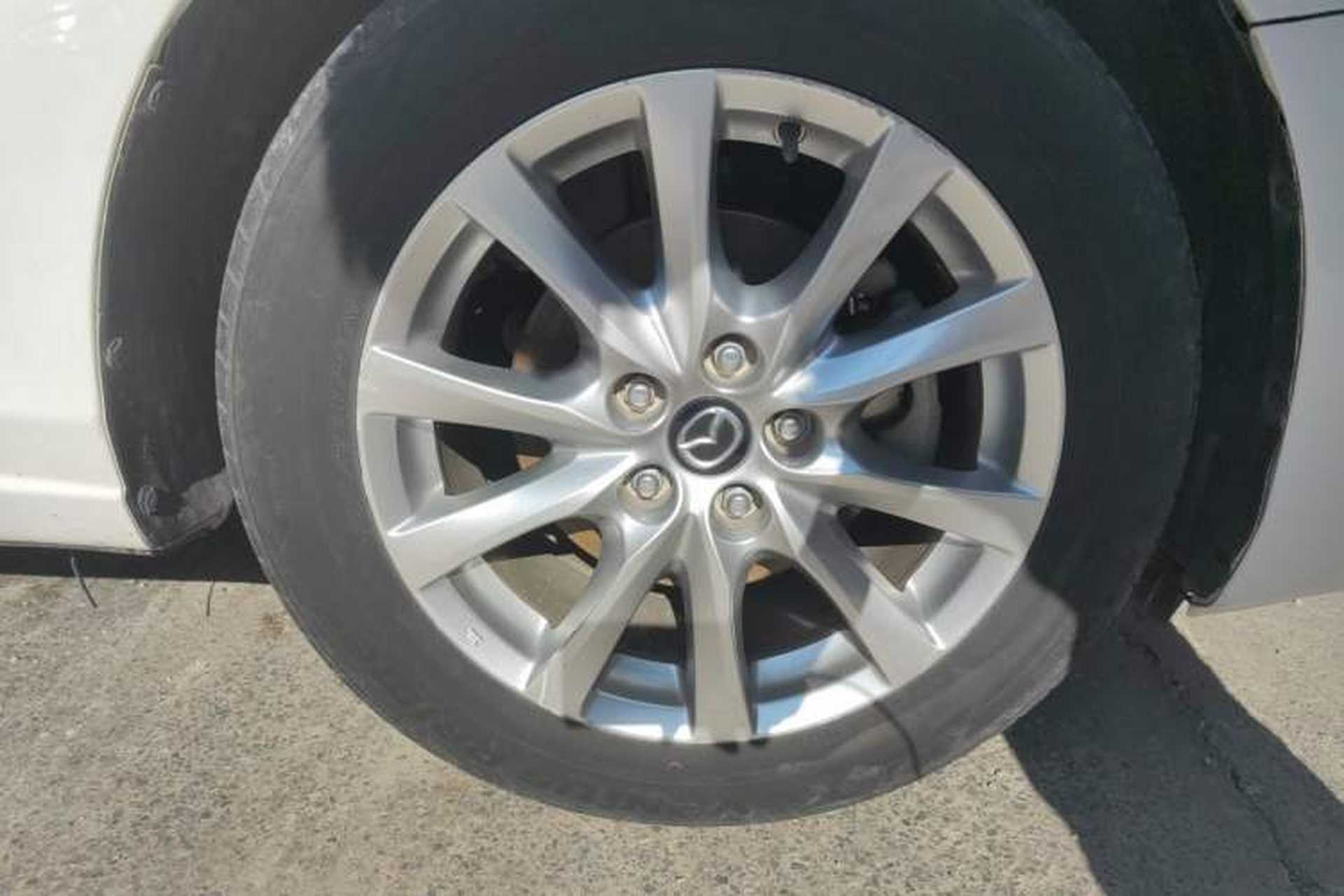 Used Mazda Atenza 2015 2.0L Blue Sky Fashion Edition Right Front Wheel Hub