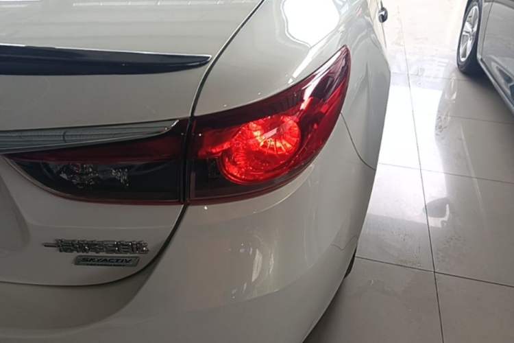 Used Mazda Atenza 2015 2.5L Blue Sky Sport Edition Right Rear Taillight