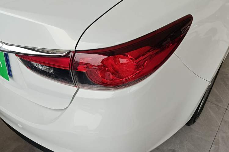Used Mazda Atenza 2015 2.0L Blue Sky Fashion Edition Right Rear Taillight