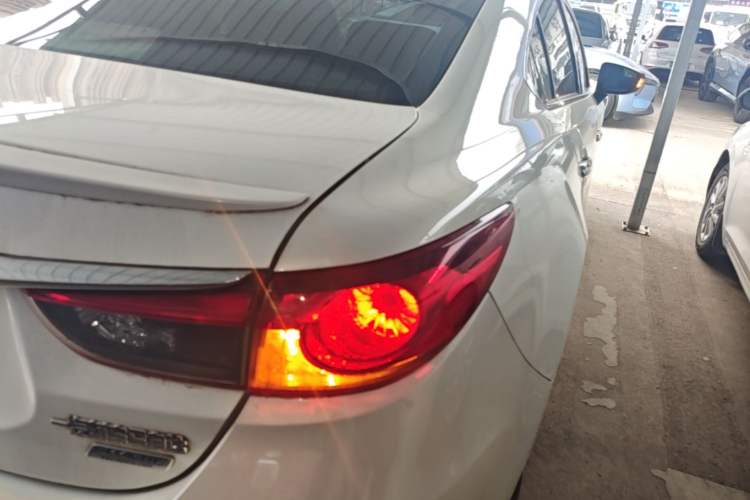 Used Mazda Atenza 2015 2.0L Blue Sky Luxury Edition Right Rear Taillight
