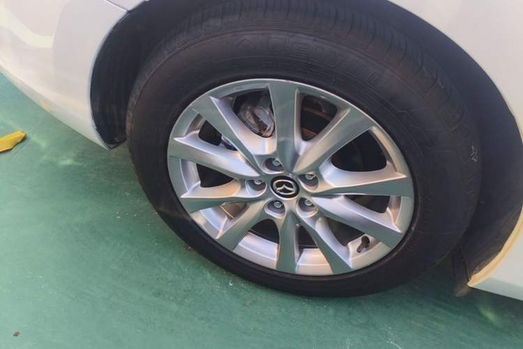 Used Mazda Atenza 2015 2.0L Blue Sky Luxury Edition Right Rear Wheel Hub