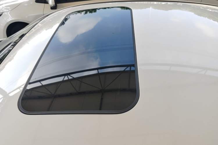 Used Mazda Atenza 2015 2.0L Blue Sky Luxury Edition Roof