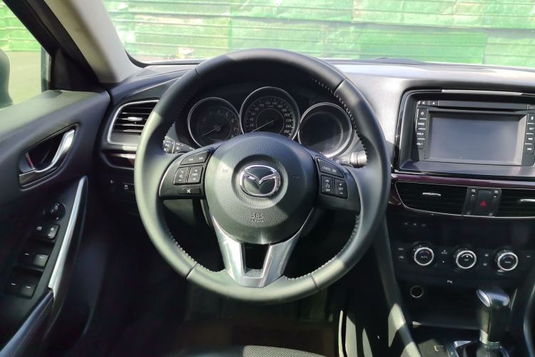 Used Mazda Atenza 2015 2.5L Blue Sky Sport Edition Steering Wheel