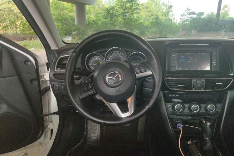Used Mazda Atenza 2015 2.0L Blue Sky Luxury Edition Steering Wheel
