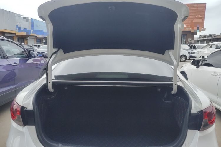 Used Mazda Atenza 2015 2.5L Blue Sky Sport Edition Trunk