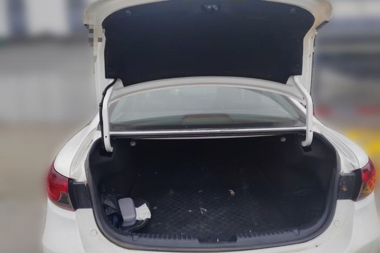 Used Mazda Atenza 2015 2.5L Blue Sky Sport Edition Trunk