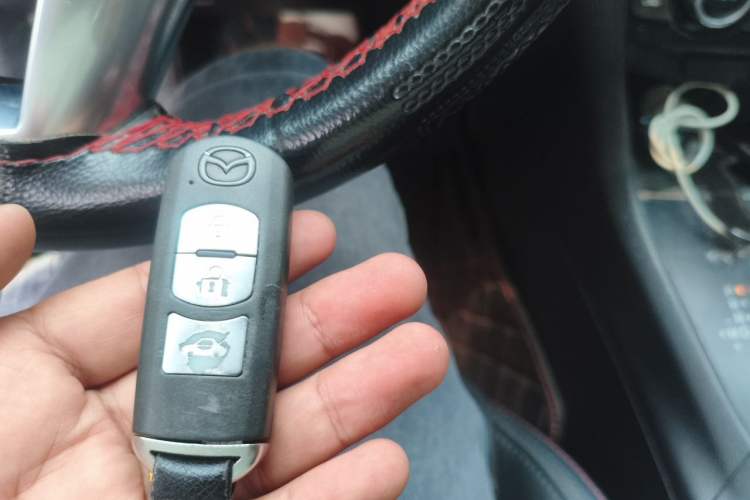Used Mazda Atenza 2015 2.5L Blue Sky Sport Edition Vehicle Key