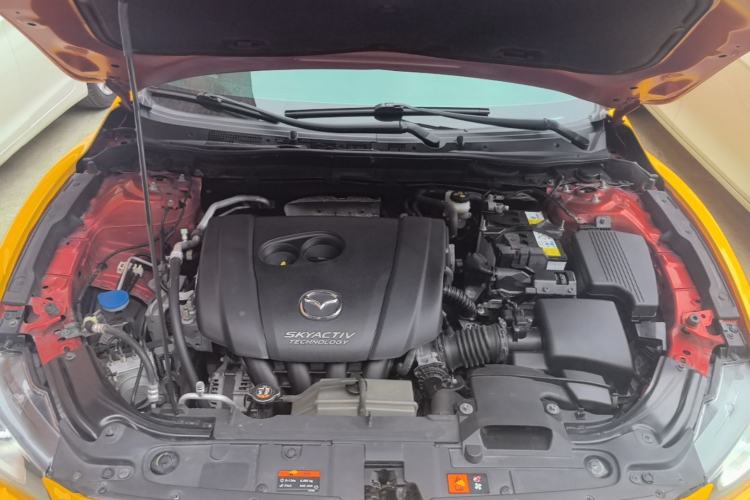 Used Mazda Atenza 2015 2.0L Blue Sky Luxury Edition Engine Bay