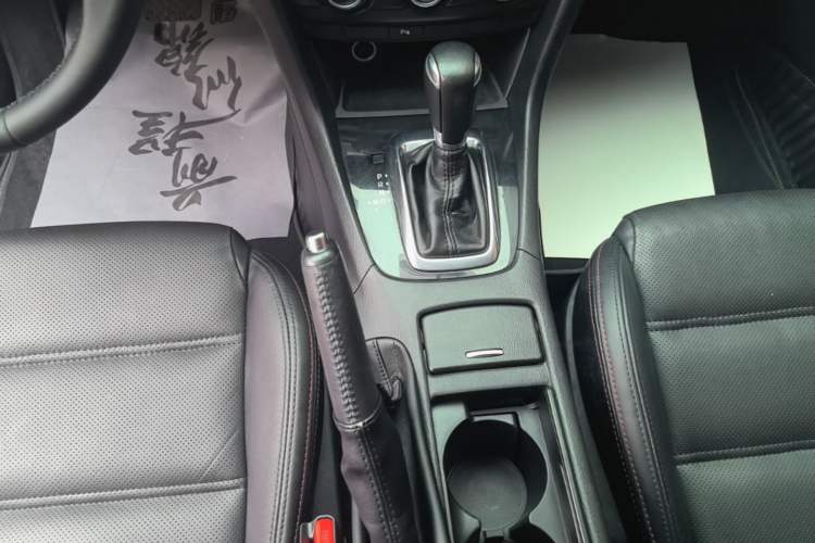 Used Mazda Atenza 2015 2.0L Blue Sky Luxury Edition Gear Lever