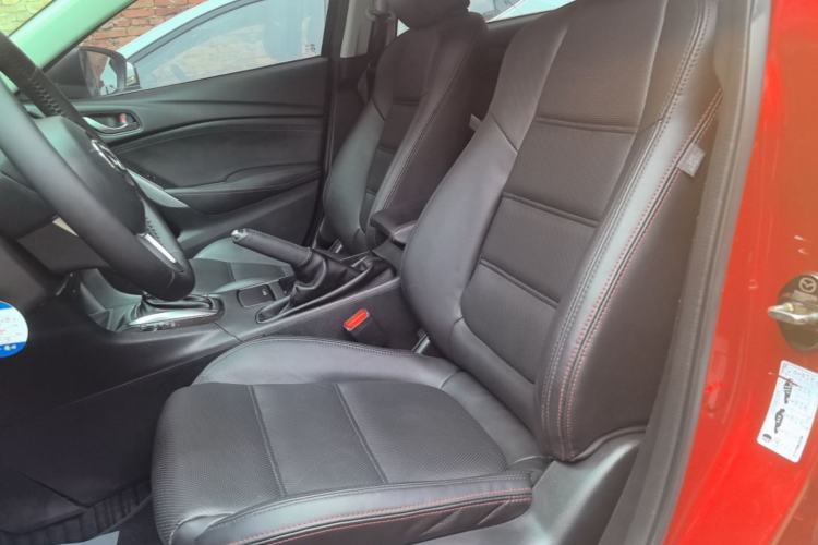 Used Mazda Atenza 2015 2.0L Blue Sky Luxury Edition Left Front Seat