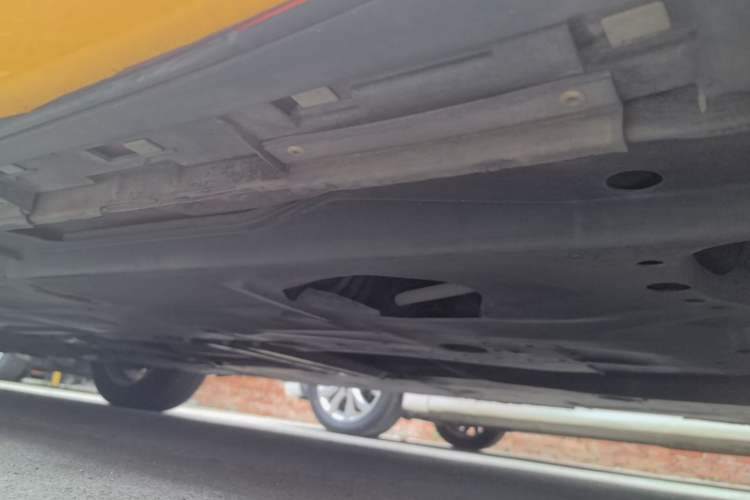 Used Mazda Atenza 2015 2.0L Blue Sky Luxury Edition Left Side Sill