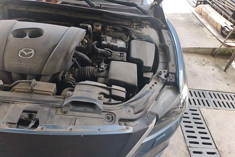 Used Mazda Atenza 2017 2.5L Blue Sky Prestige Edition Engine Bay Left