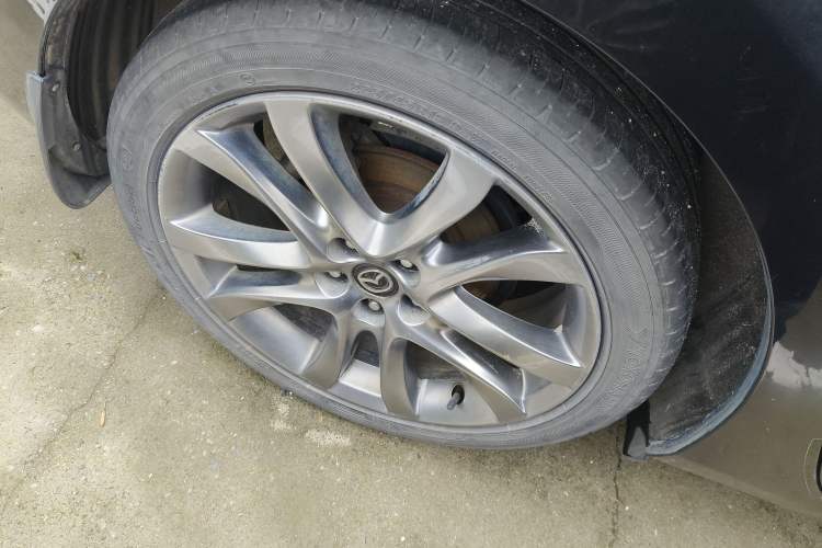 Used Mazda Atenza 2017 2.5L Blue Sky Prestige Edition Exterior 2
