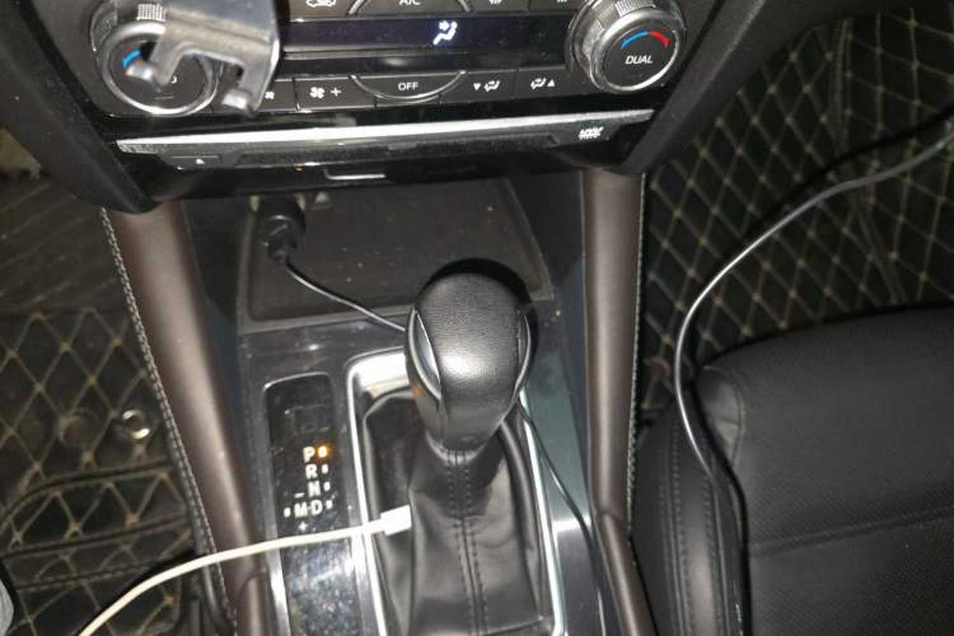Used Mazda Atenza 2017 2.0L Blue Sky Luxury Edition Gear Lever