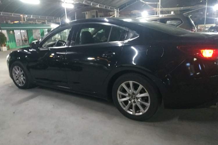 Used Mazda Atenza 2017 2.0L Blue Sky Luxury Edition Left Side