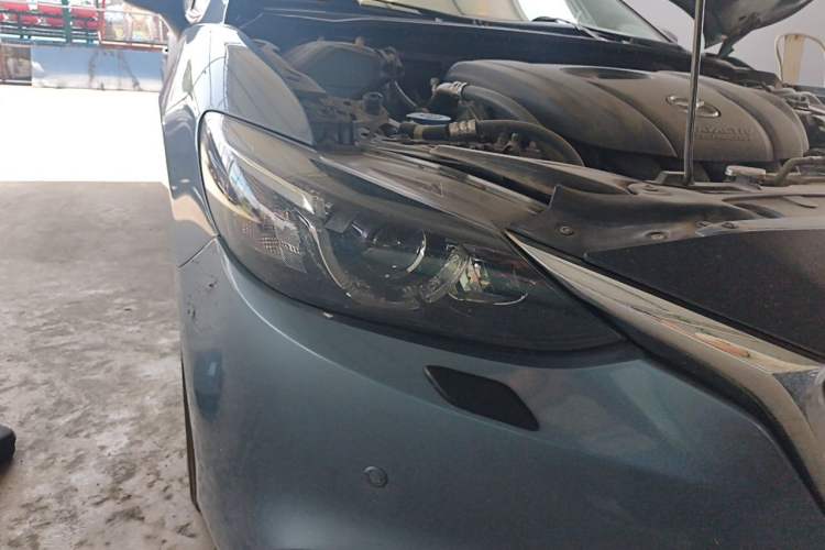 Used Mazda Atenza 2017 2.5L Blue Sky Prestige Edition Right Front Headlight