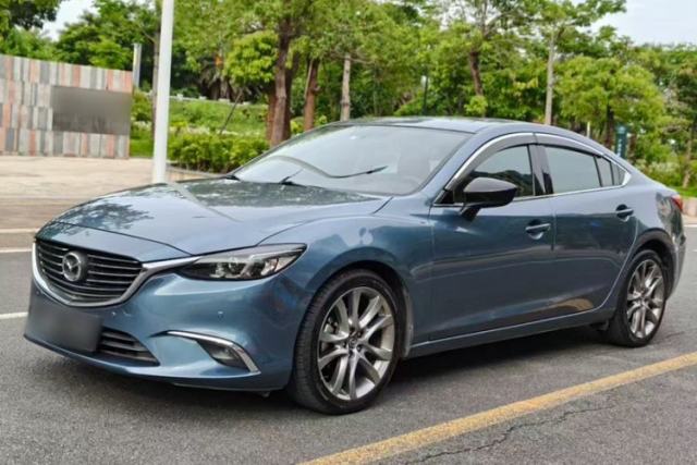 Ojetý Mazda Atenza 2017 2.5L Skyactiv Sport Edition
