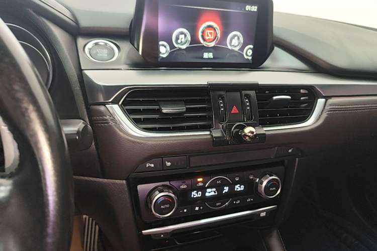 Used Mazda Atenza 2017 2.5L Blue Sky Prestige Edition Audio And AC Panel