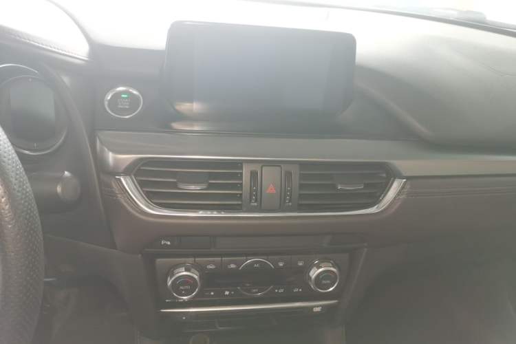 Used Mazda Atenza 2017 2.0L Blue Sky Luxury Edition Audio And AC Panel