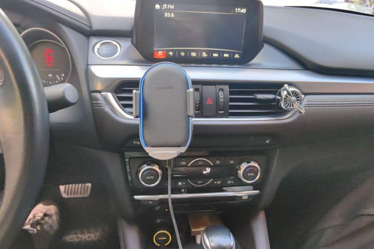 Used Mazda Atenza 2017 2.5L Blue Sky Prestige Edition Audio And AC Panel