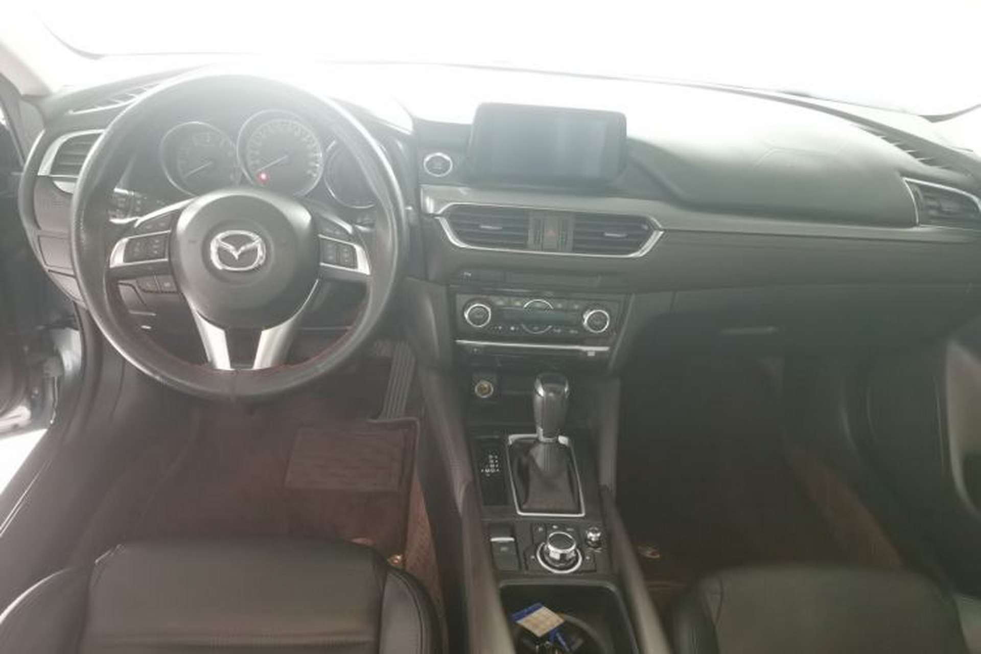 Used Mazda Atenza 2017 2.0L Blue Sky Luxury Edition Center Console