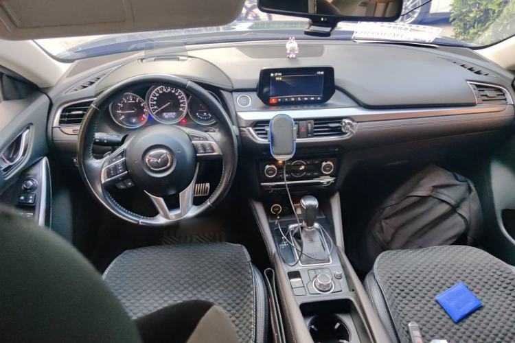 Used Mazda Atenza 2017 2.5L Blue Sky Prestige Edition Center Console