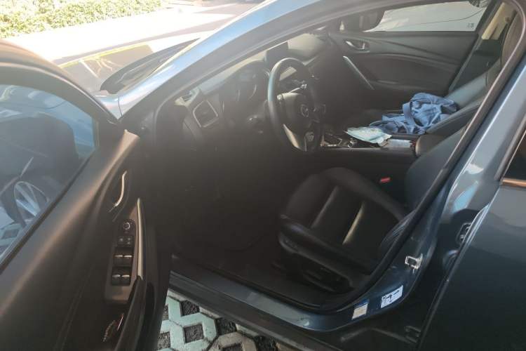 Used Mazda Atenza 2017 2.0L Blue Sky Luxury Edition Driver Seat
