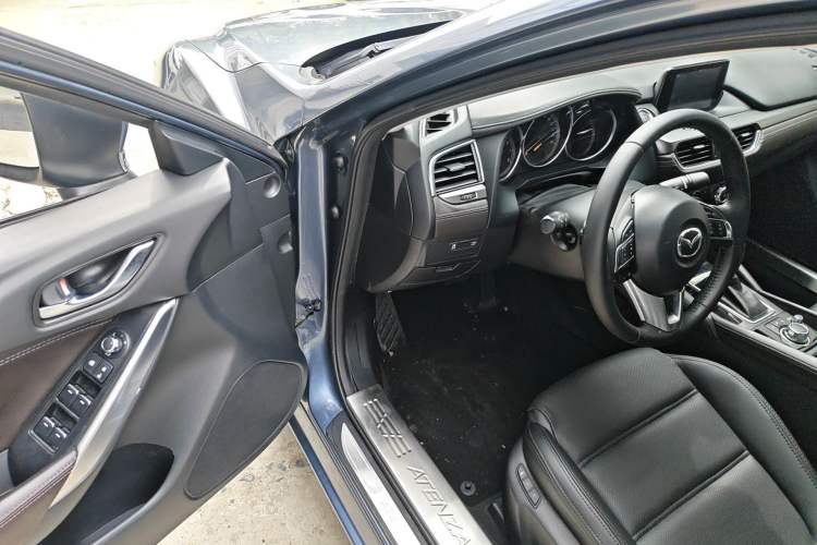 Used Mazda Atenza 2017 2.5L Skyactiv Sport Edition Driver Seat