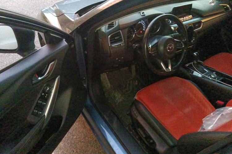 Used Mazda Atenza 2017 2.0L Blue Sky Luxury Edition Driver Seat