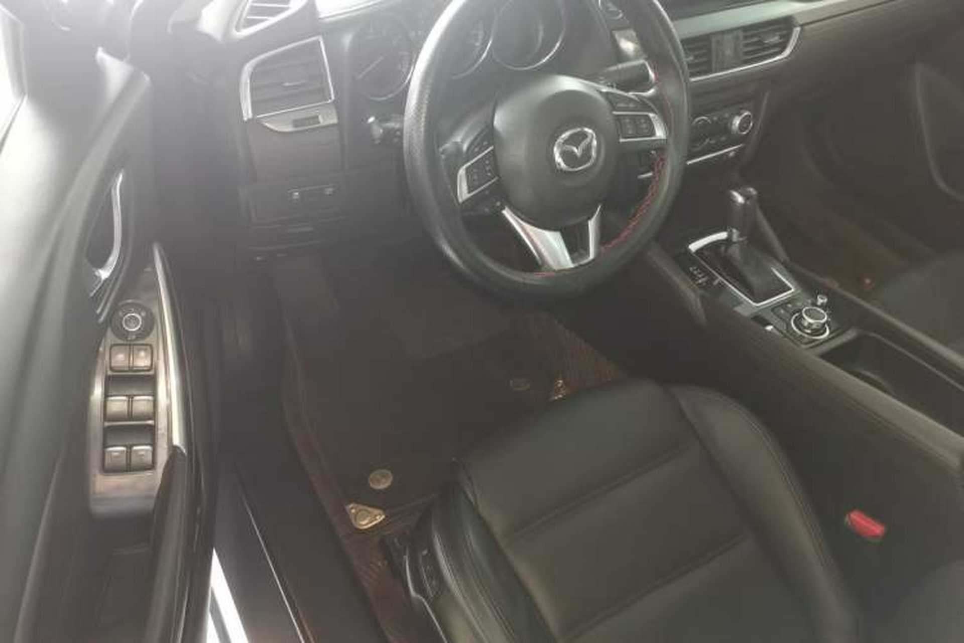 Used Mazda Atenza 2017 2.0L Blue Sky Luxury Edition Driver Seat