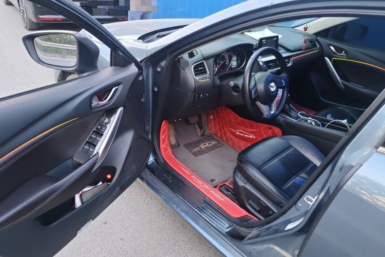 Used Mazda Atenza 2017 2.0L Blue Sky Luxury Edition Driver Seat