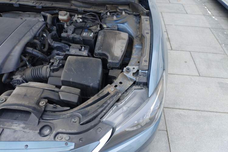 Used Mazda Atenza 2017 2.0L Blue Sky Luxury Edition Engine Bay Left