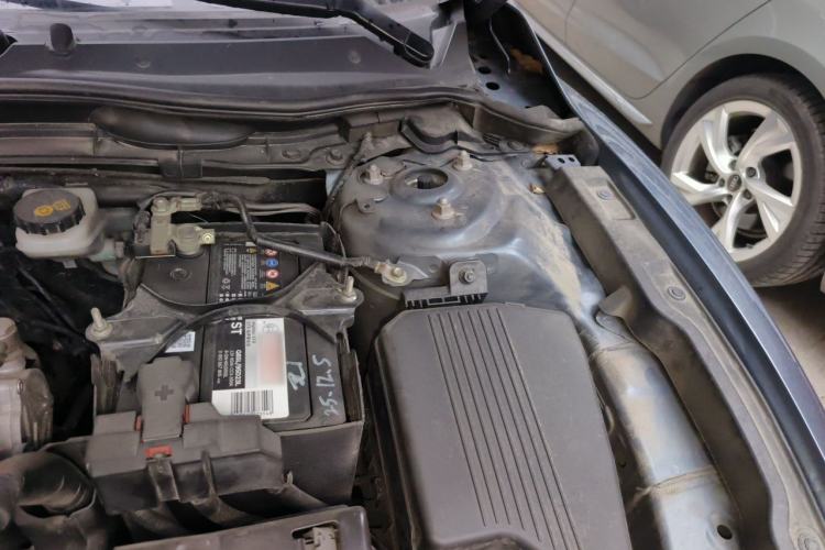 Used Mazda Atenza 2017 2.5L Blue Sky Prestige Edition Engine Bay Left
