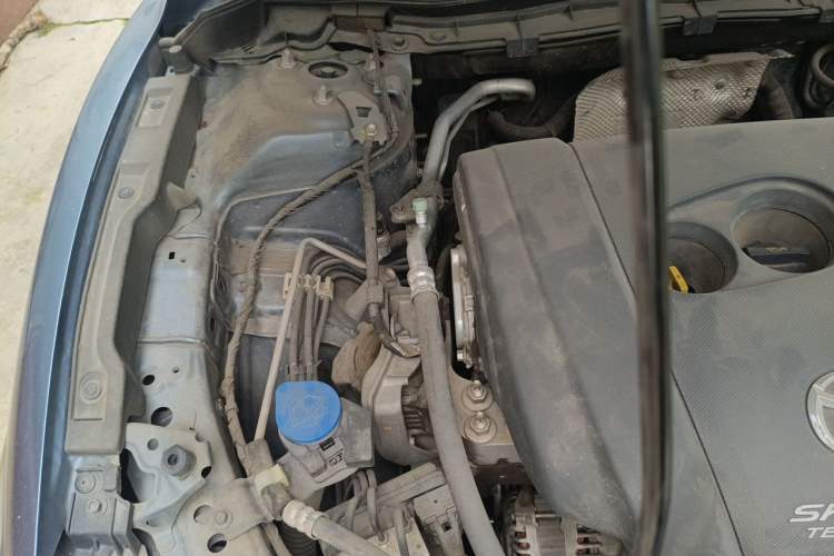 Used Mazda Atenza 2017 2.5L Skyactiv Sport Edition Engine Bay Right