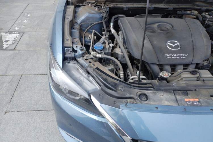 Used Mazda Atenza 2017 2.0L Blue Sky Luxury Edition Engine Bay Right