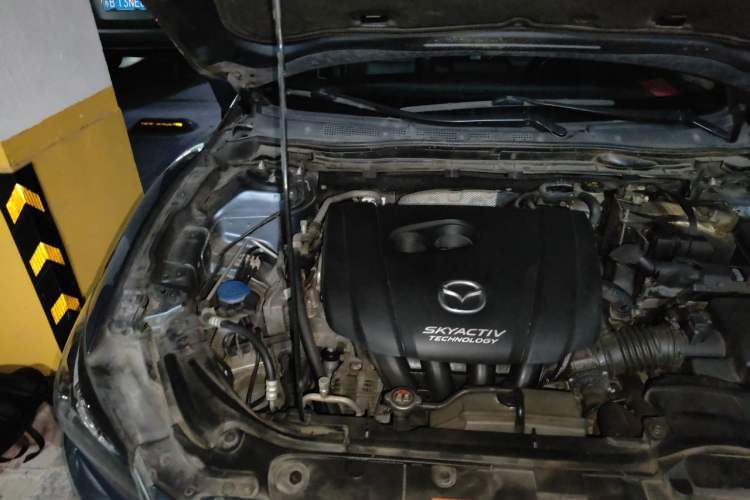 Used Mazda Atenza 2017 2.0L Blue Sky Luxury Edition Engine Bay Right