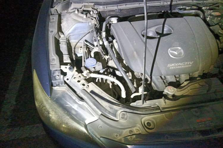 Used Mazda Atenza 2017 2.0L Blue Sky Luxury Edition Engine Bay Right
