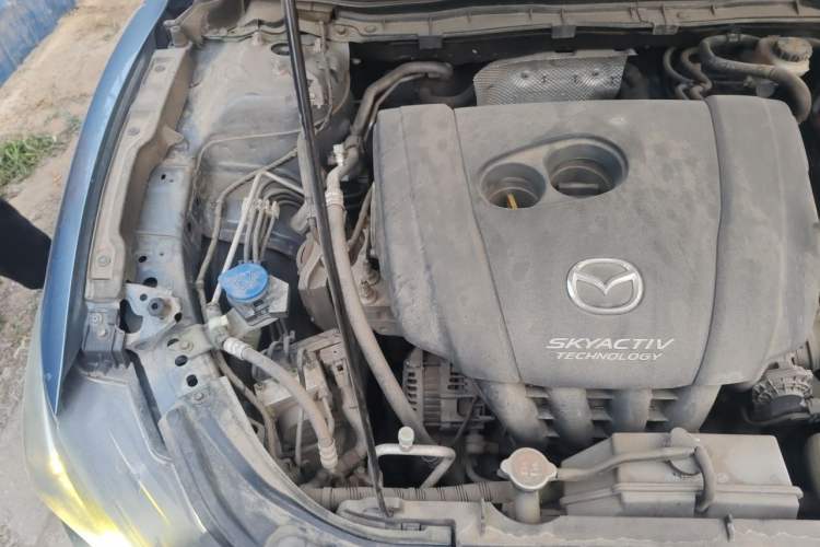 Used Mazda Atenza 2017 2.0L Blue Sky Luxury Edition Engine Bay Right