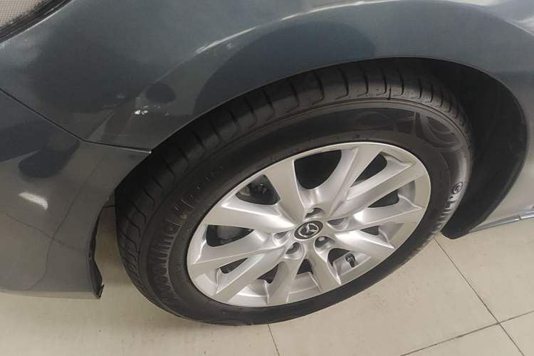 Used Mazda Atenza 2017 2.0L Blue Sky Luxury Edition Exterior 4