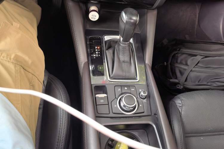 Used Mazda Atenza 2017 2.5L Skyactiv Sport Edition Gear Lever