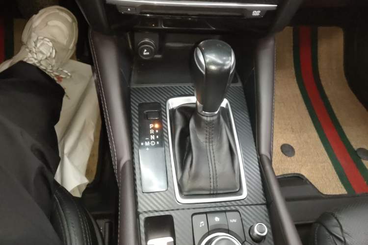 Used Mazda Atenza 2017 2.5L Skyactiv Sport Edition Gear Lever