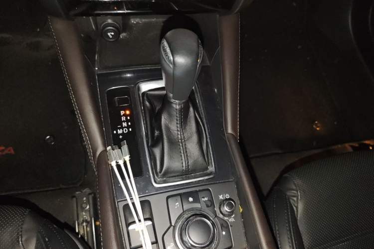 Used Mazda Atenza 2017 2.0L Blue Sky Luxury Edition Gear Lever