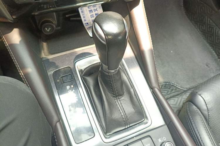 Used Mazda Atenza 2017 2.5L Skyactiv Sport Edition Gear Lever