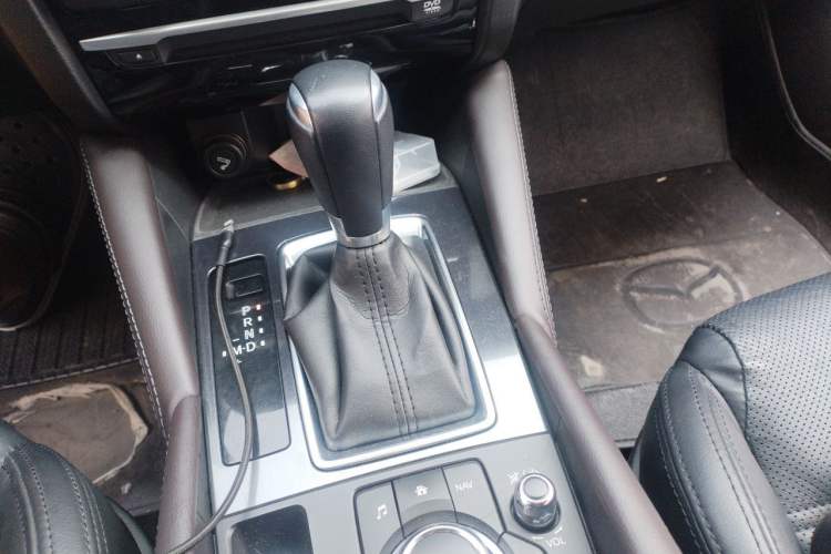 Used Mazda Atenza 2017 2.0L Blue Sky Luxury Edition Gear Lever