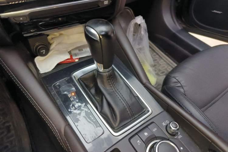 Used Mazda Atenza 2017 2.5L Blue Sky Prestige Edition Gear Lever