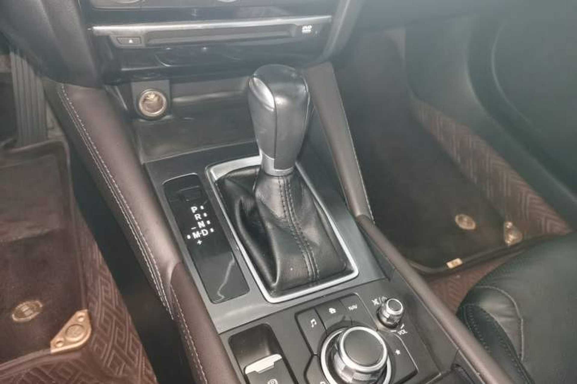 Used Mazda Atenza 2017 2.0L Blue Sky Luxury Edition Gear Lever