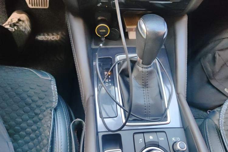 Used Mazda Atenza 2017 2.5L Blue Sky Prestige Edition Gear Lever